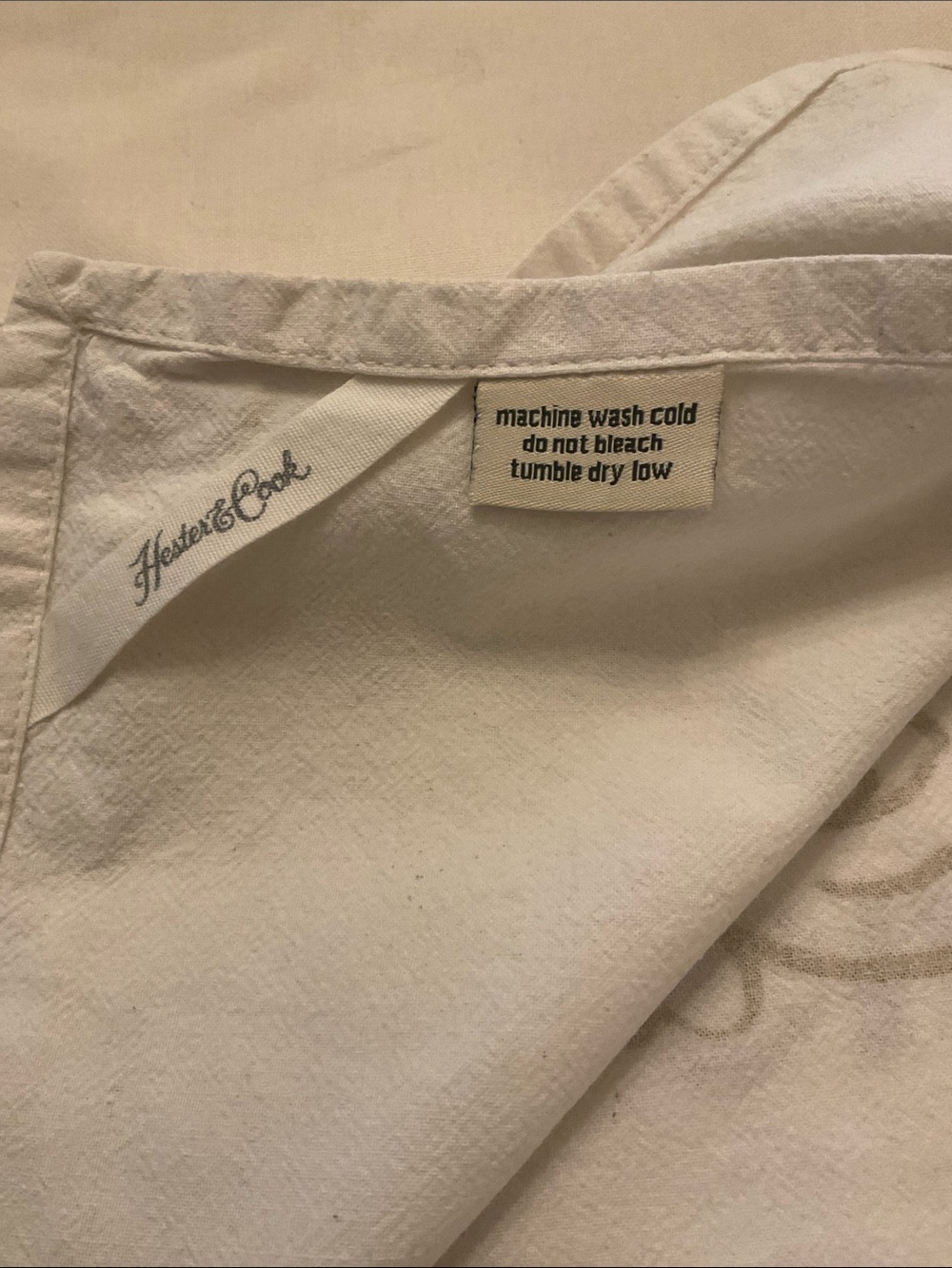 Set of two Hester and Cook, hand towels or kitchen towels. Size 29”x29”. - Picture 3 of 6
